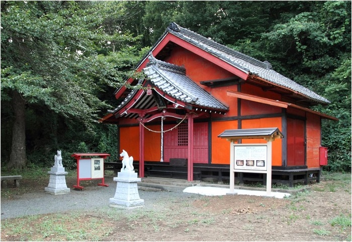 三崎稲荷神社の写真