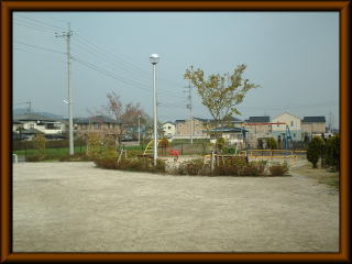 葉鹿南町北公園の全景の写真