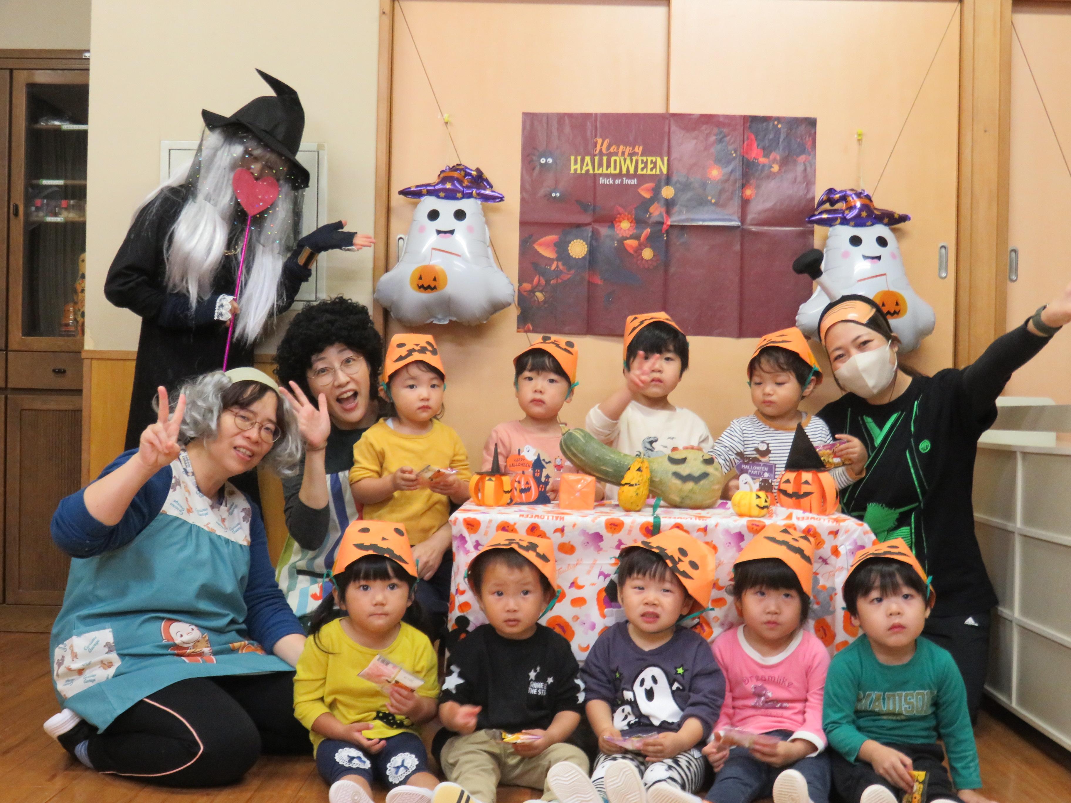 ハロウィンたんぽぽ組の集合写真