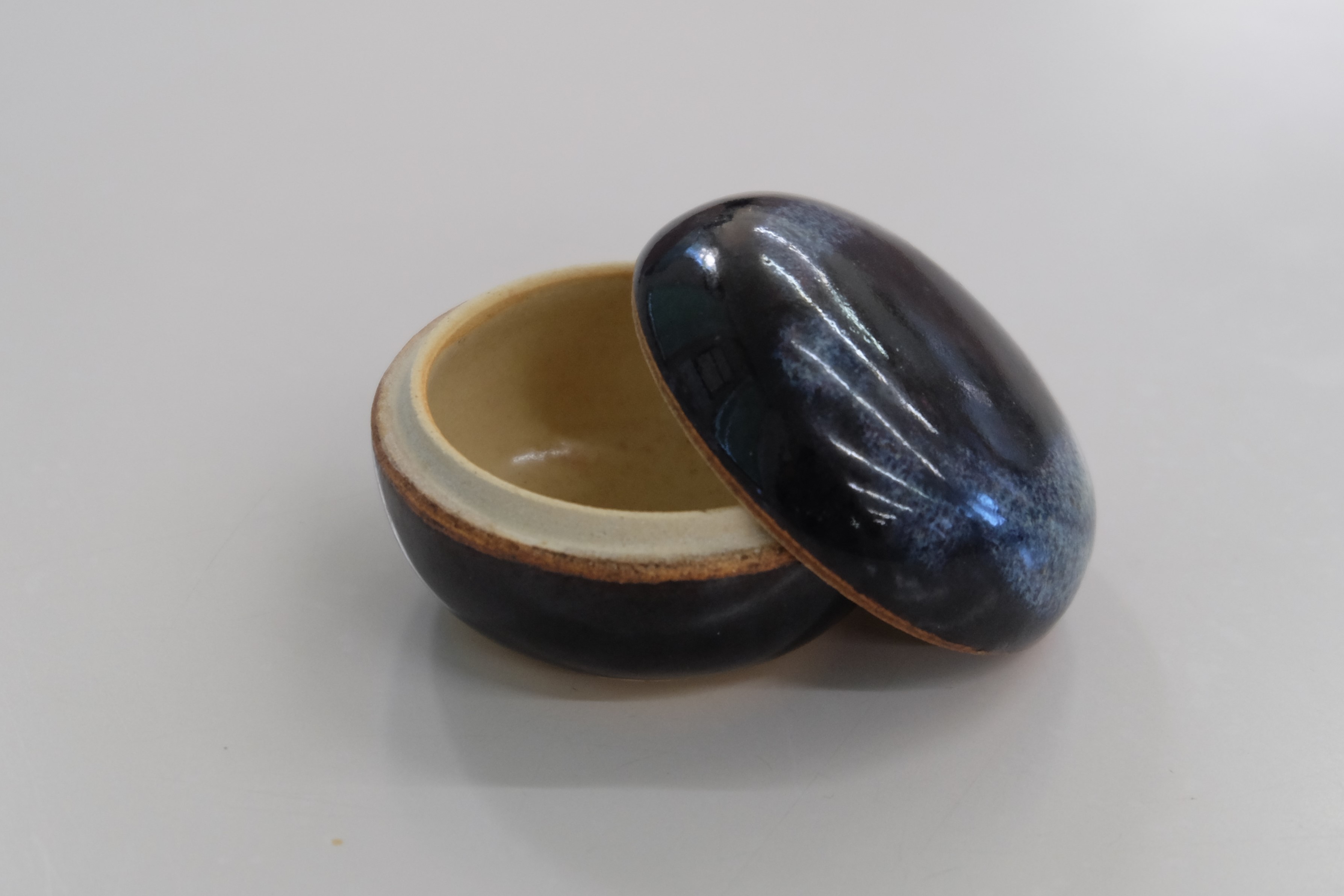 物外軒備品の香合