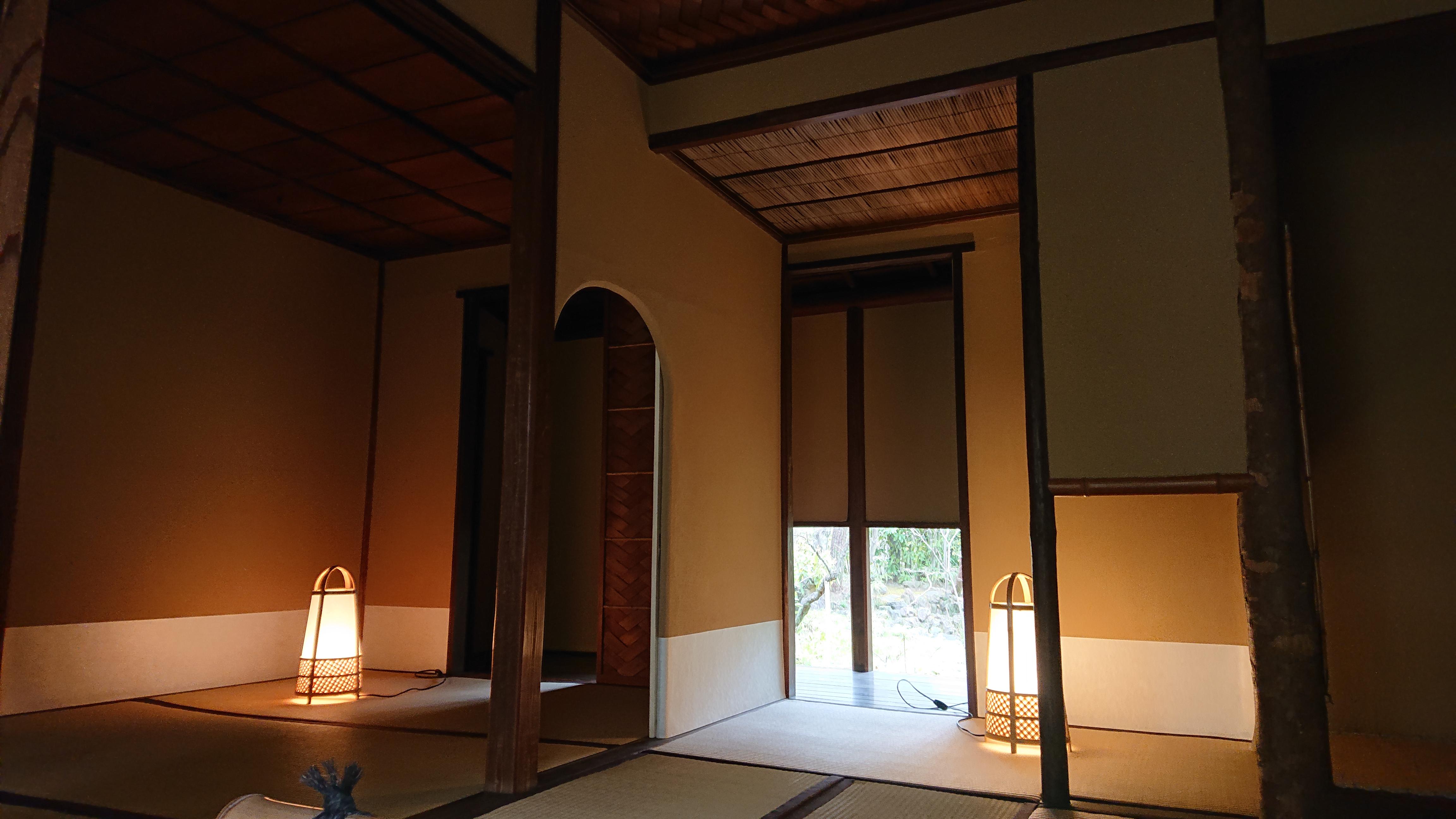 物外軒茶室の屋内