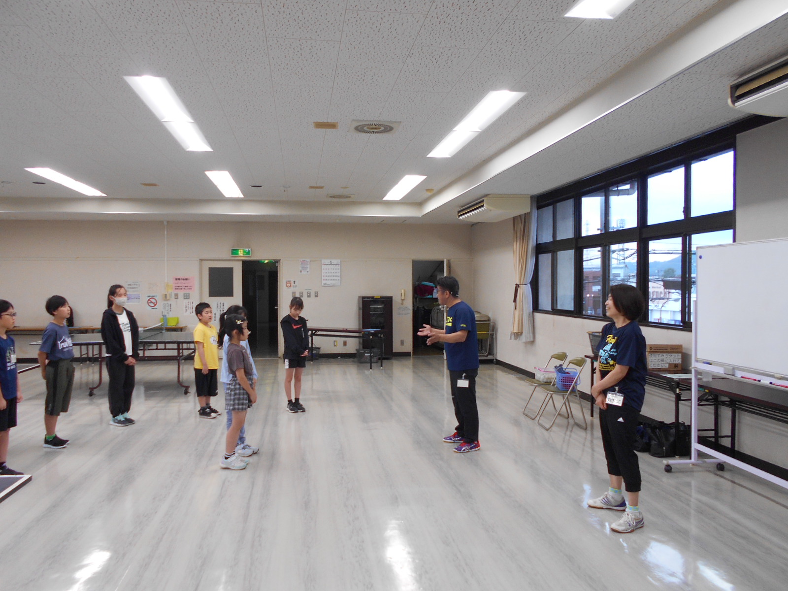 卓球開会式集合写真
